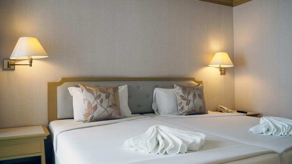 Semesteranläggning (resort) City Beach Resort 3*